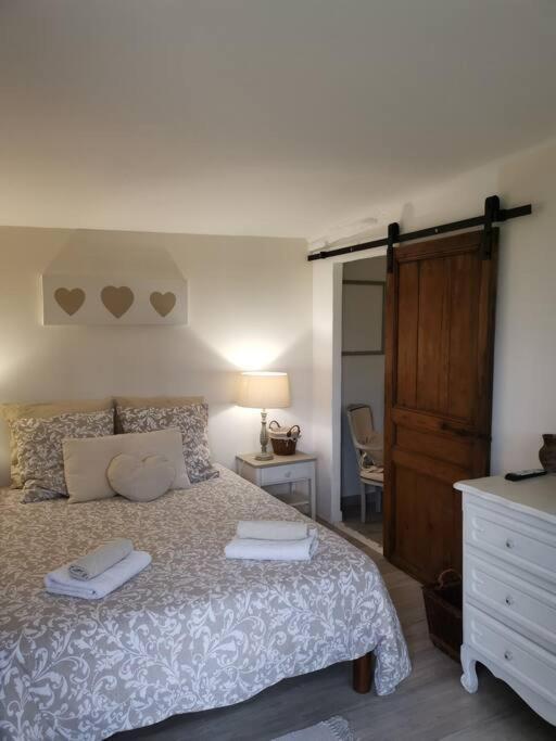 Le Cabanon Tendance Du Luberon Mérindol Exterior foto